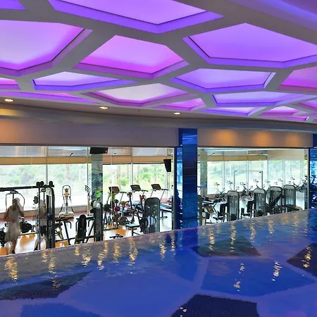Διαμέρισμα Azura Park *